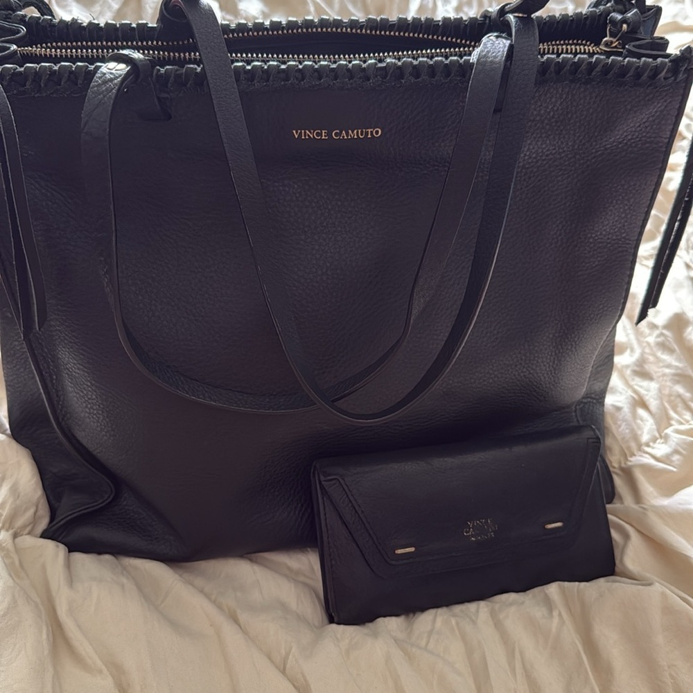 Vince Camuto Black leather Tote and wallet